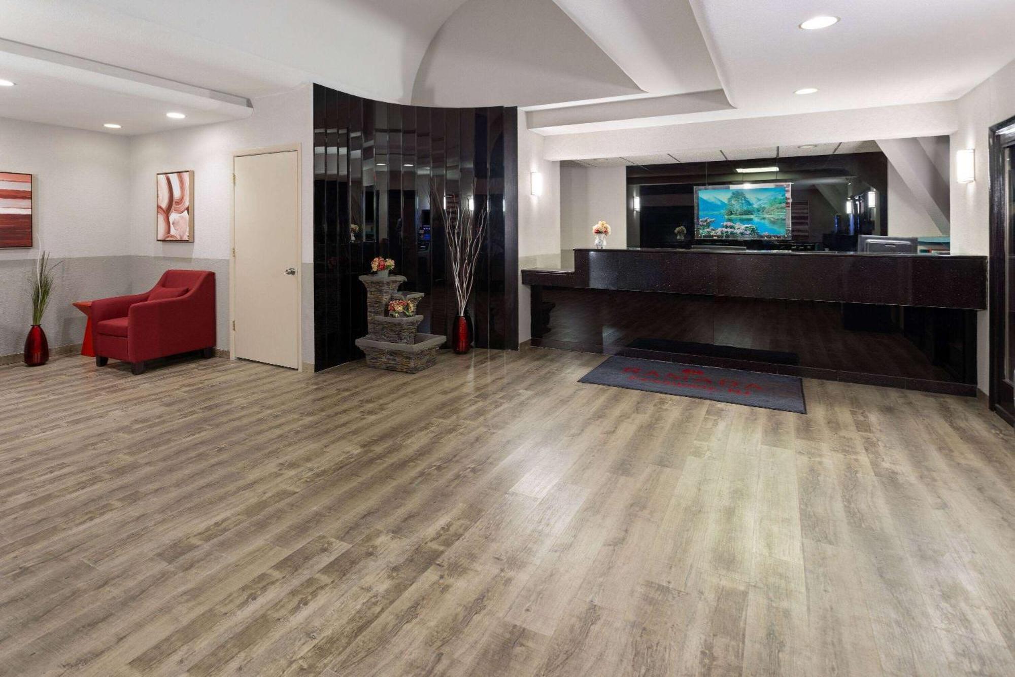 Ramada By Wyndham Parsippany Otel Dış mekan fotoğraf