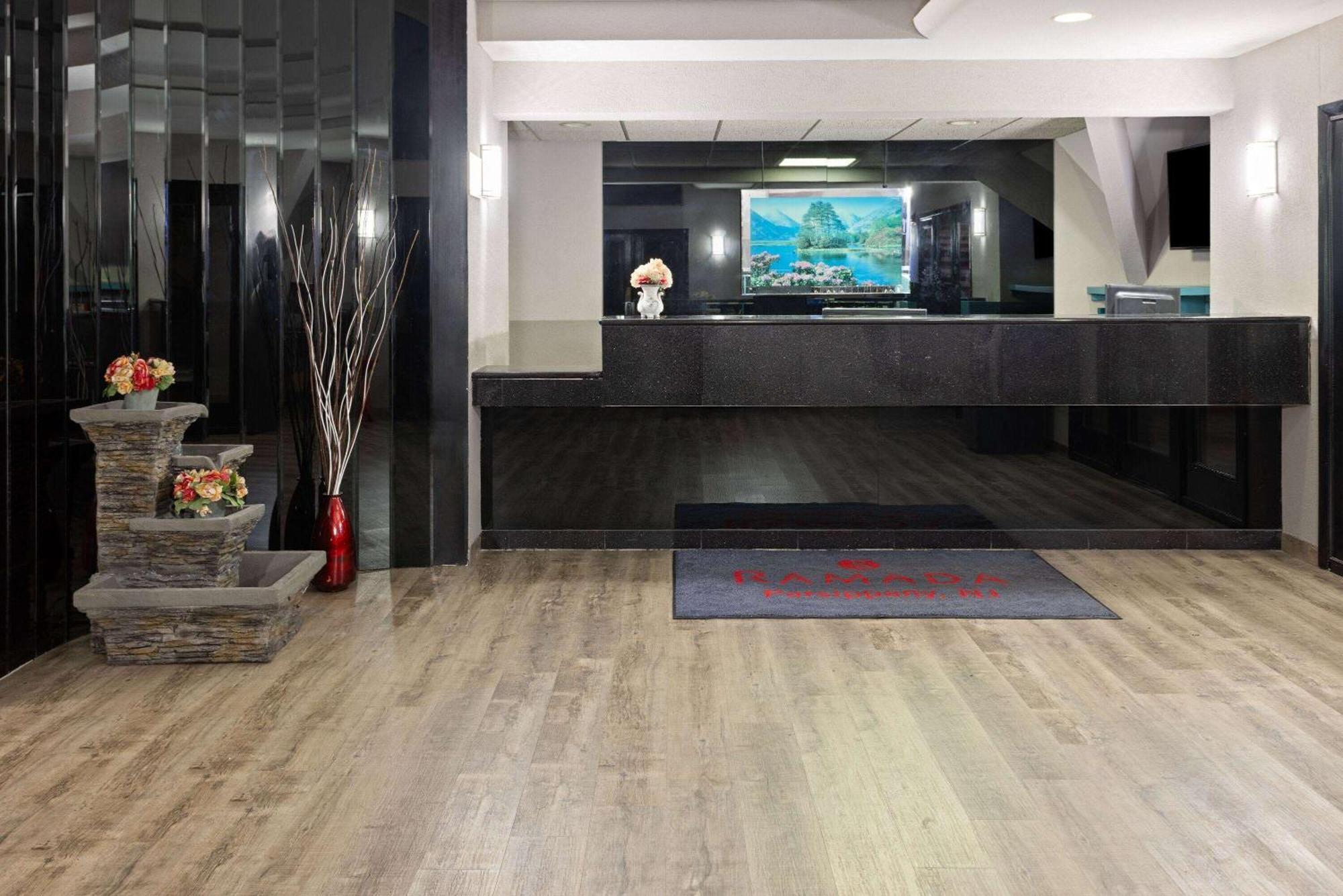 Ramada By Wyndham Parsippany Otel Dış mekan fotoğraf
